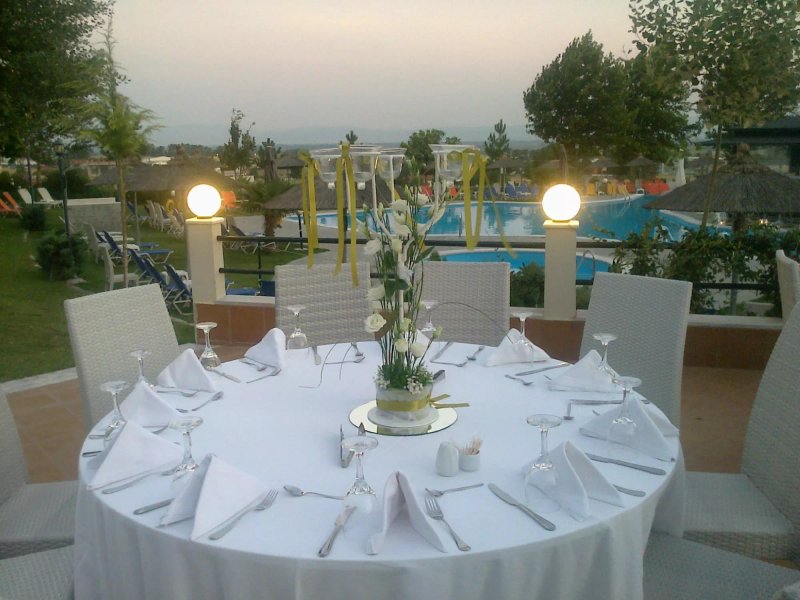 Alexander Hotel