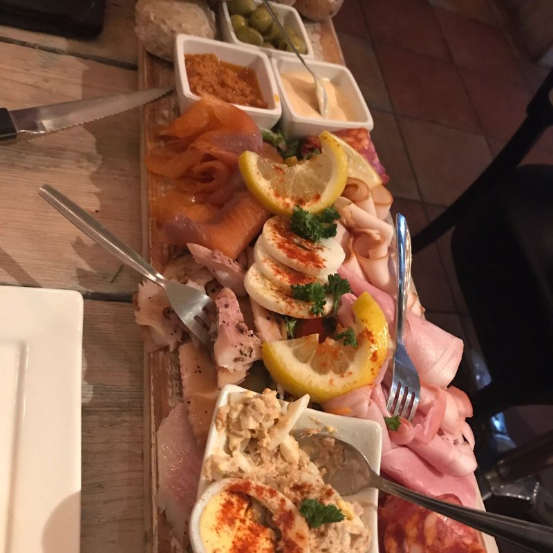 Lunch Cafe Fabels