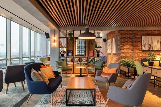 My Lounge, Gatwick North