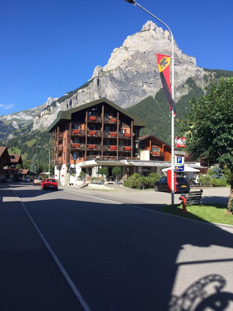 Hotel Blumlisalp