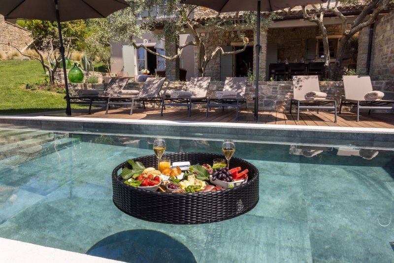 San Canzian Hotel & Residences