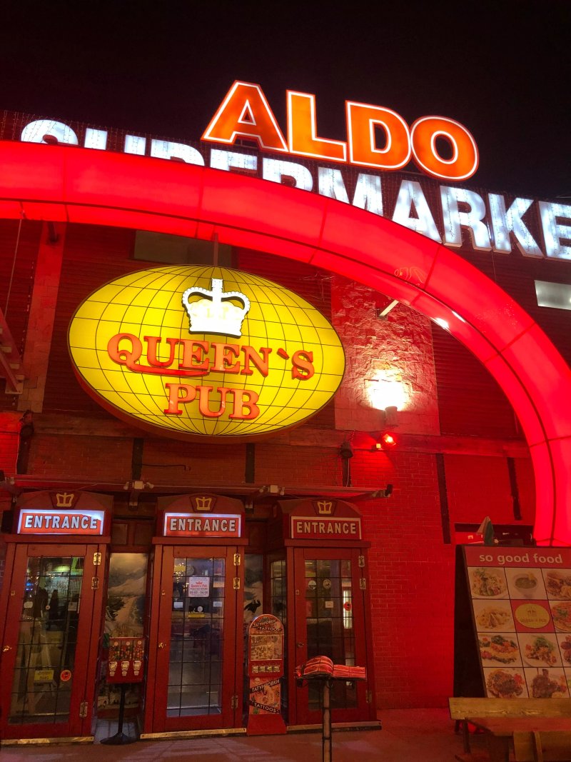 Queen's Pub