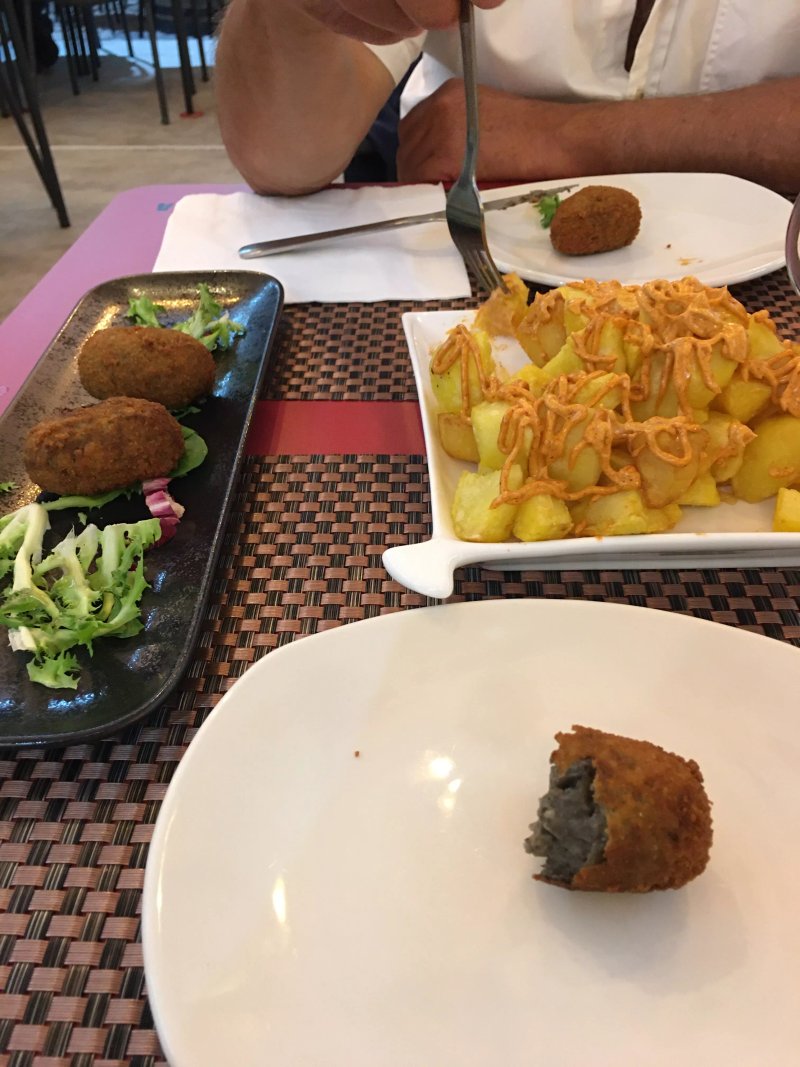 Taberna La Cueva