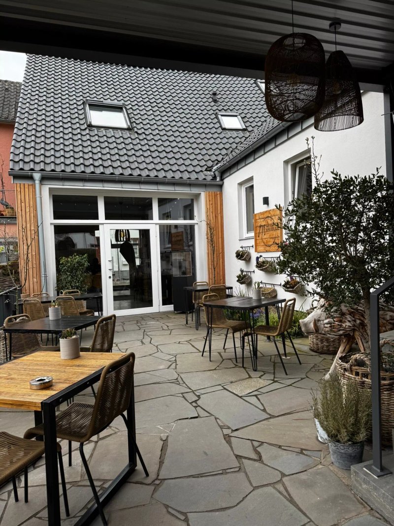 Cafe & Bar Marielle