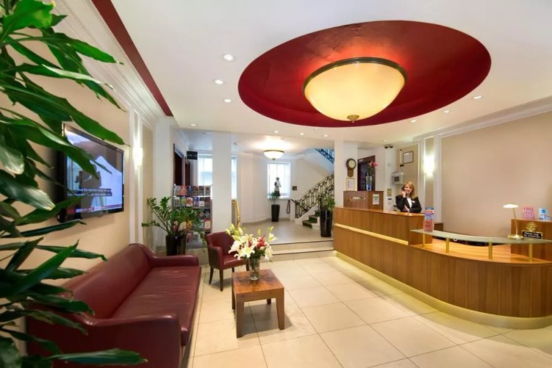 Astor Court Hotel