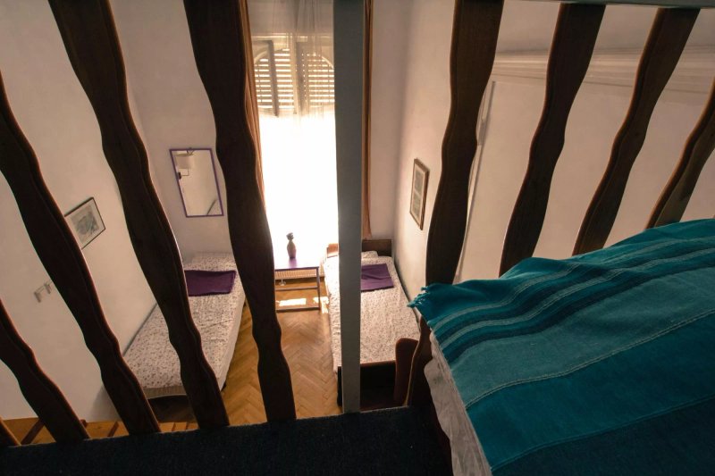 Green Bridge Hostel and Apartments