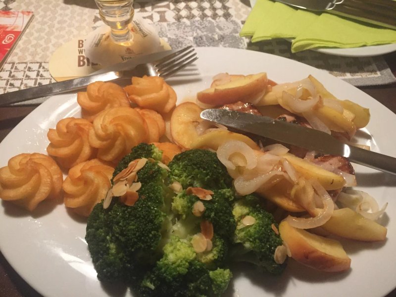 Zum Goldbroiler