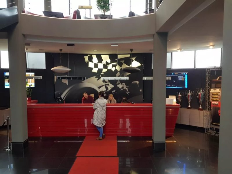 Silver Hotel & Gokart Center