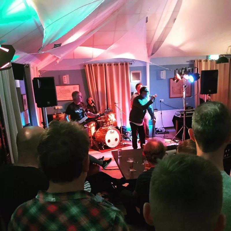 Old Harry Bar