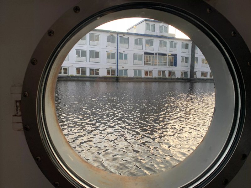 KANAL 77 - Schlafen im Hafen