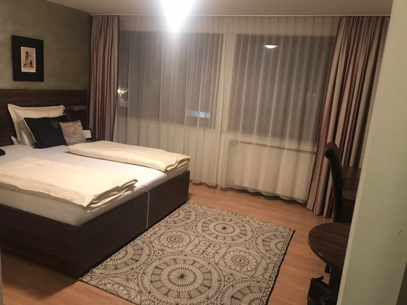 Landhotel Wolfschlugen