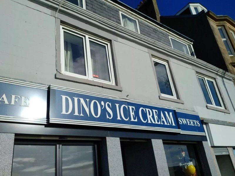 Dino's