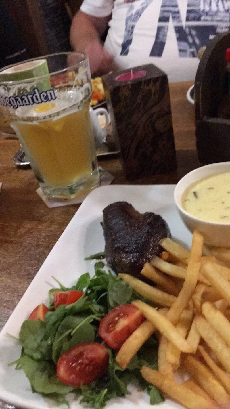 Vulcano Cafe & Restaurant