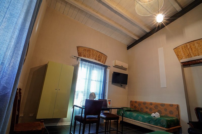 Lerux Guest House