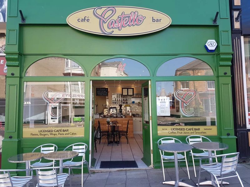 Castello pizzeria Bar