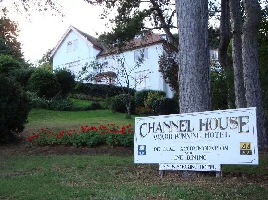 Channel House Hotel