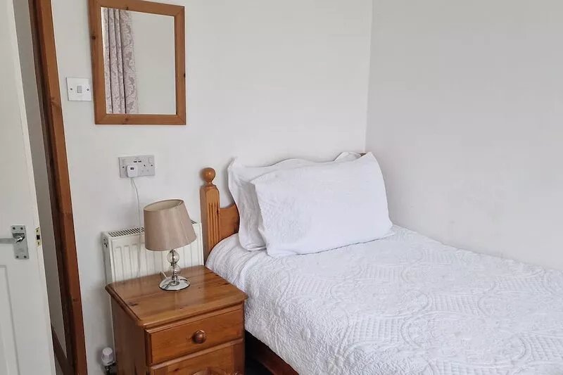York Two Bedroom Cottage Close to City of York Check in day Saturday