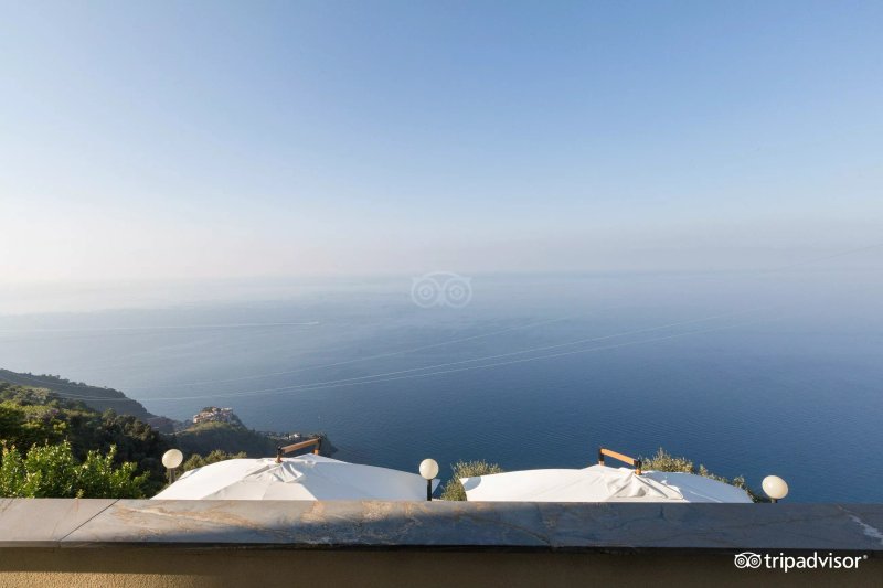 Hotel Luna Di Marzo