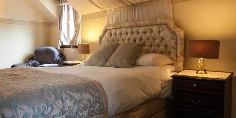 Cairndow Stagecoach Inn