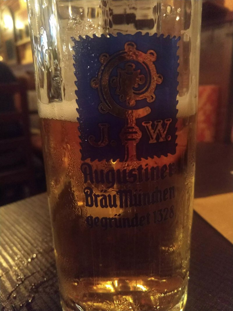 Sherwood pub