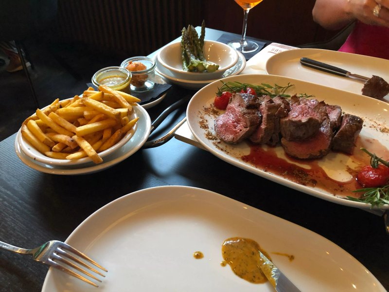 Cengos Steakhouse