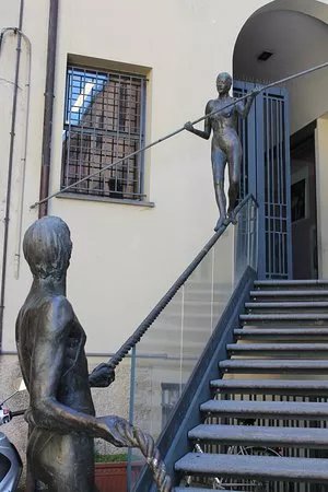 Gli Equilibristi di Leonardo Lucchi