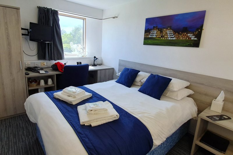 Broadview Hotel