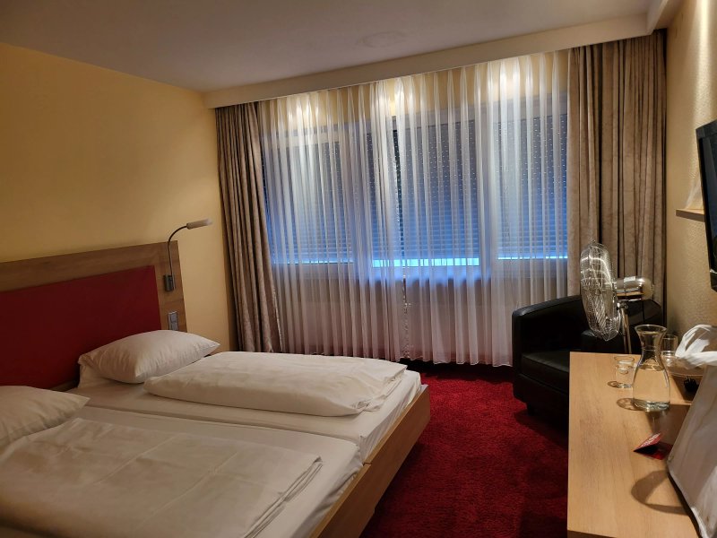 Ott's Hotel Weinwirtschaft & Biergarten Weil am Rhein/Basel