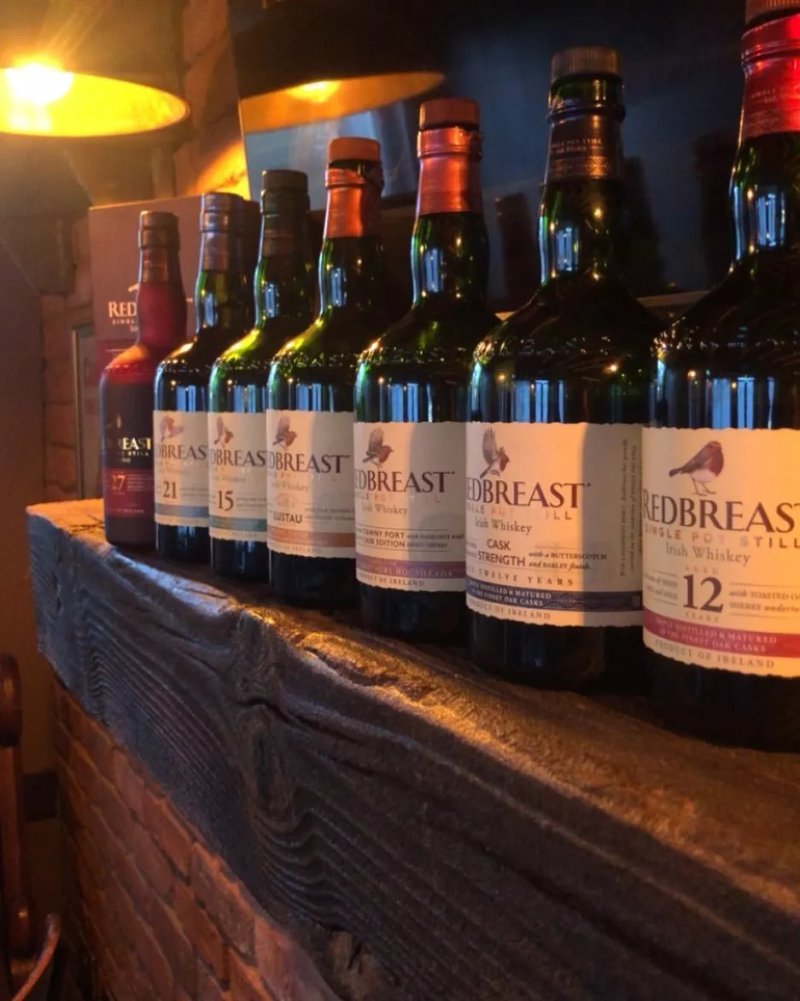Maeve's Bar Sligo