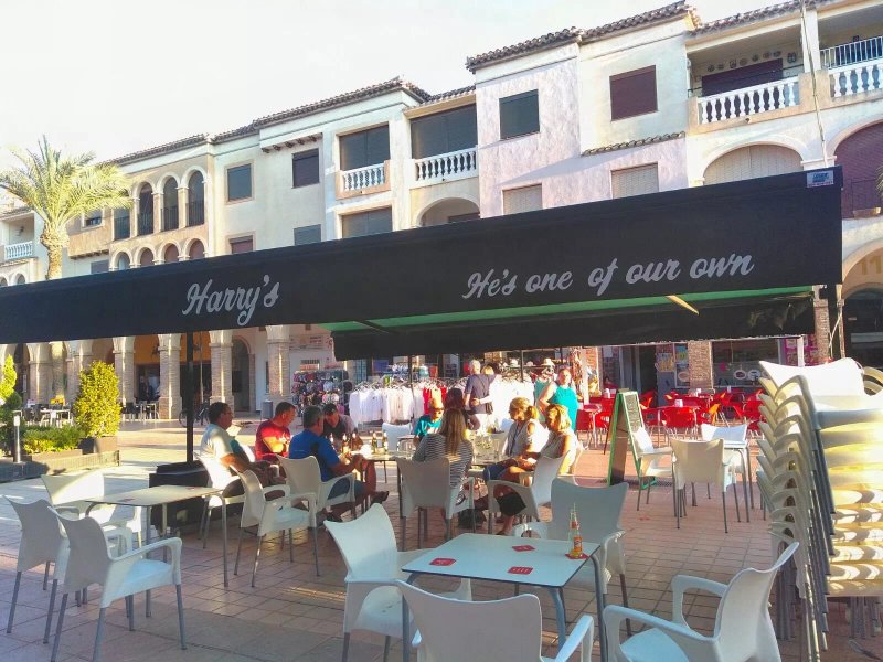 Harry's Sports Bar