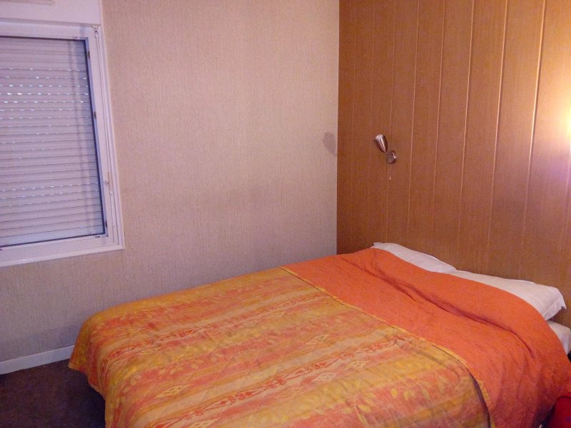 Fasthotel Paris Ouest - Plaisir