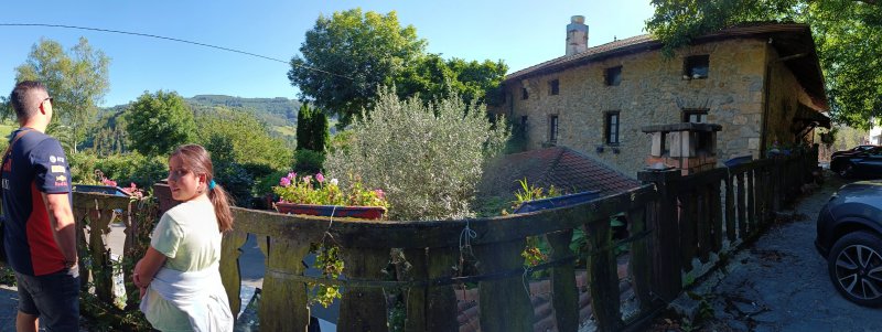 Izarre
