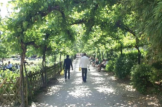 Jardin Catherine Laboure