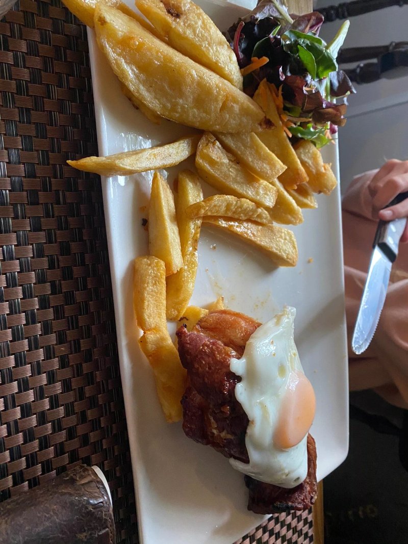 King William IV Inn