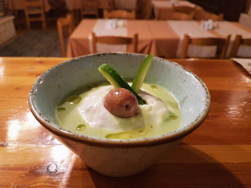 Beloi Hotel & Restaurant