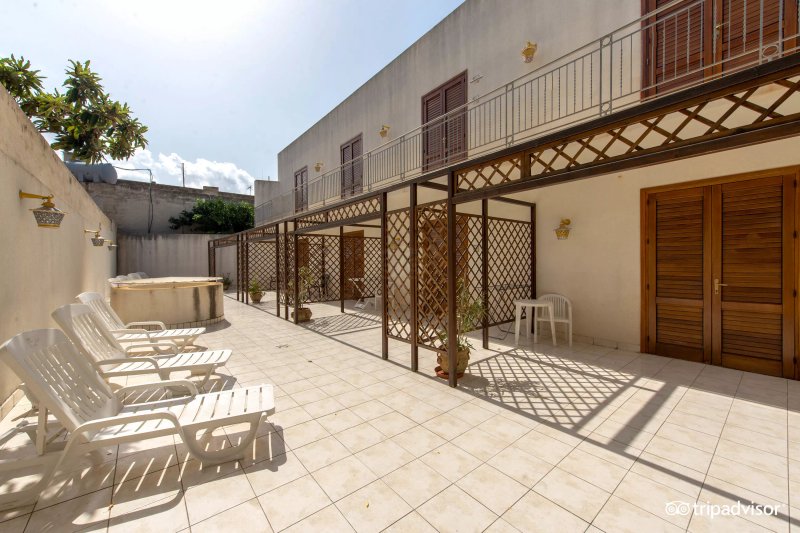 Hotel Al Paradise