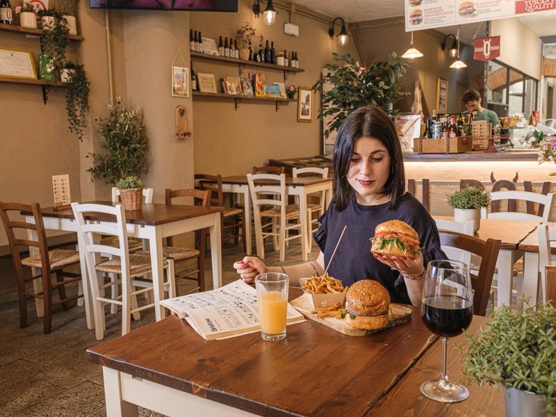 Il Bovo - Hamburger Toscano - Via Nazionale