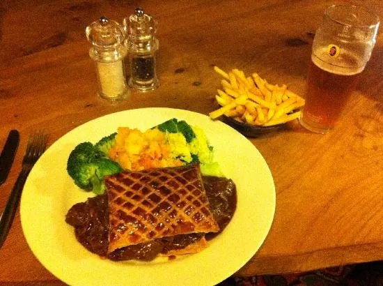 The Row Barge Inn