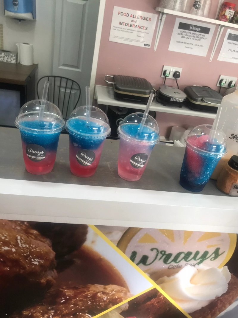 Wrays Cafe Bar