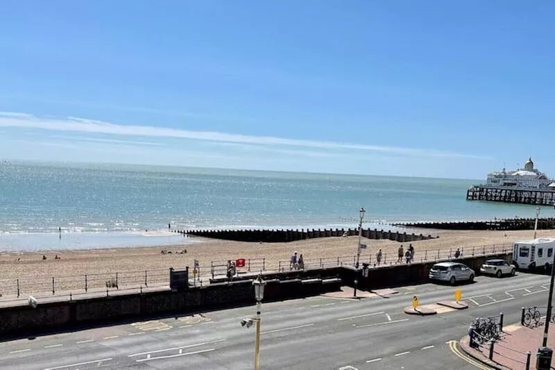 "The Parlour" Seafront Apartment