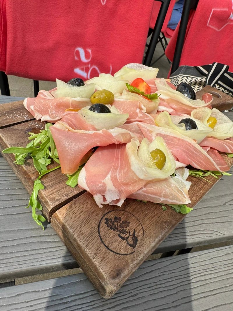 Tagliere e Vino