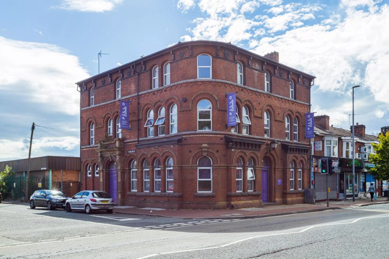 Pillo Rooms Serviced Apartments - Salford