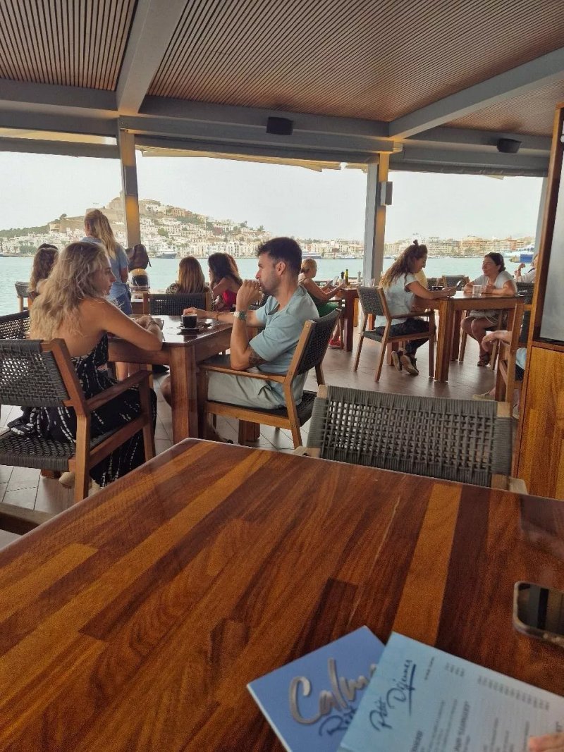 Calma Bistro
