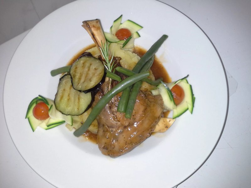 Em's Bistro Cafe and Bar