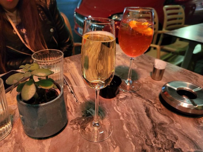 Souel Wine Concept Bar