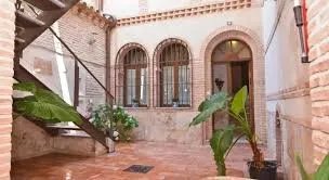 Apartamentos La Casas del Grial