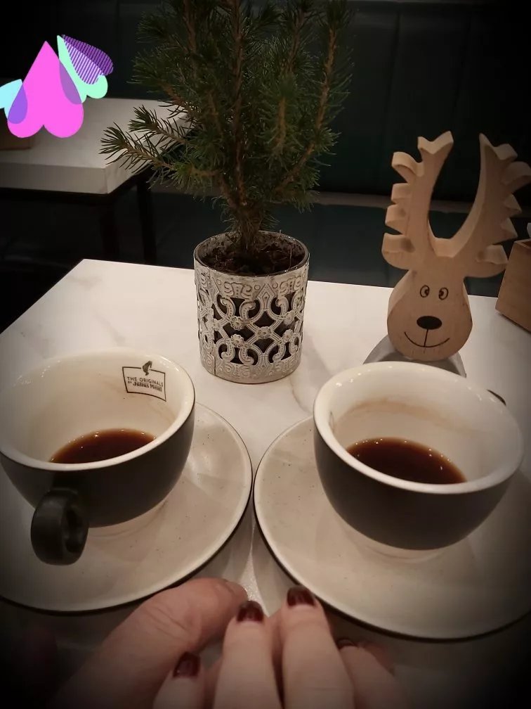 Poetry Coffeeshop powered by Julius Meinl