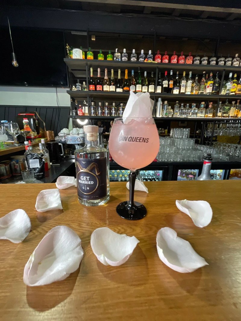 Metsis Drinkery