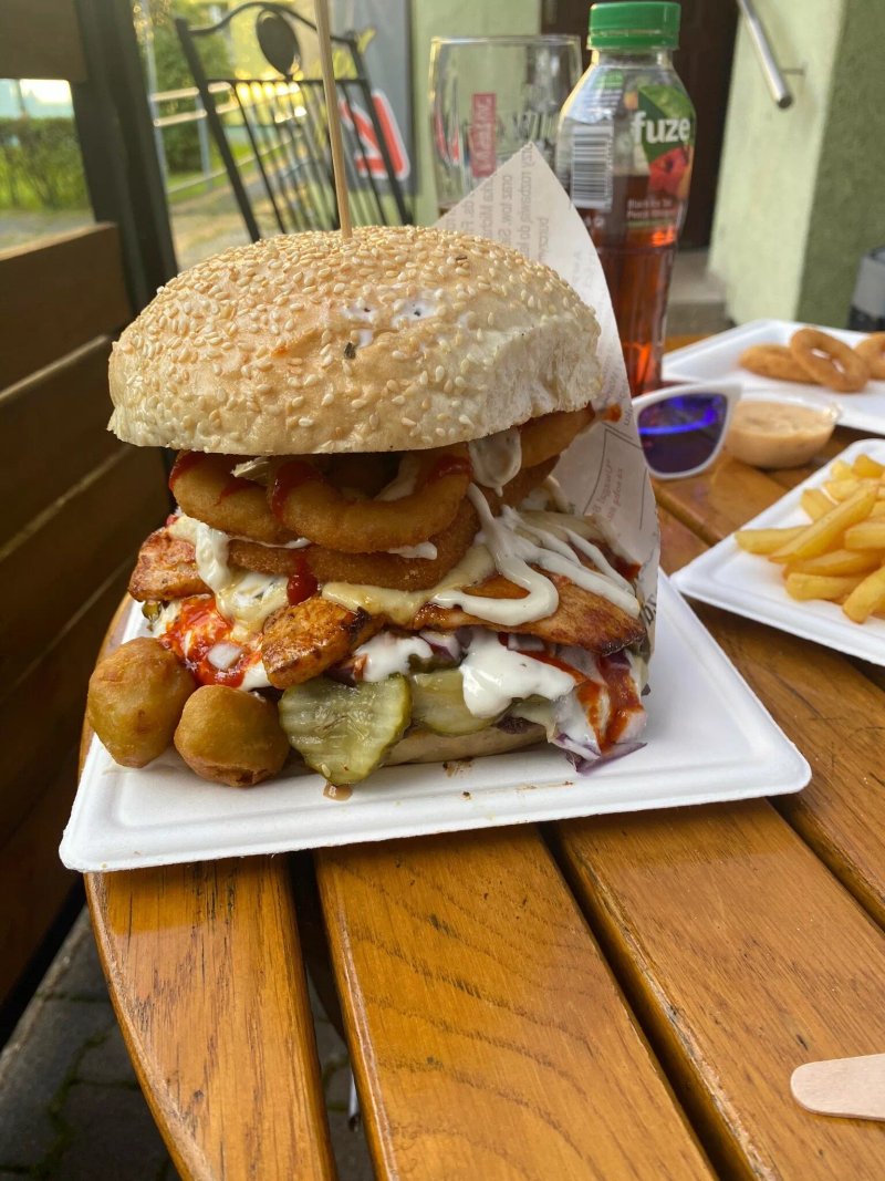 Zakrecony Burger Street Food Truck