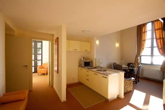 Miramare Apartments&suites